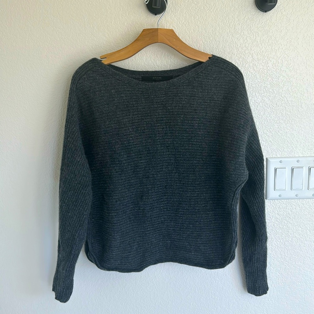 GUESS super comfy & cozy sweater